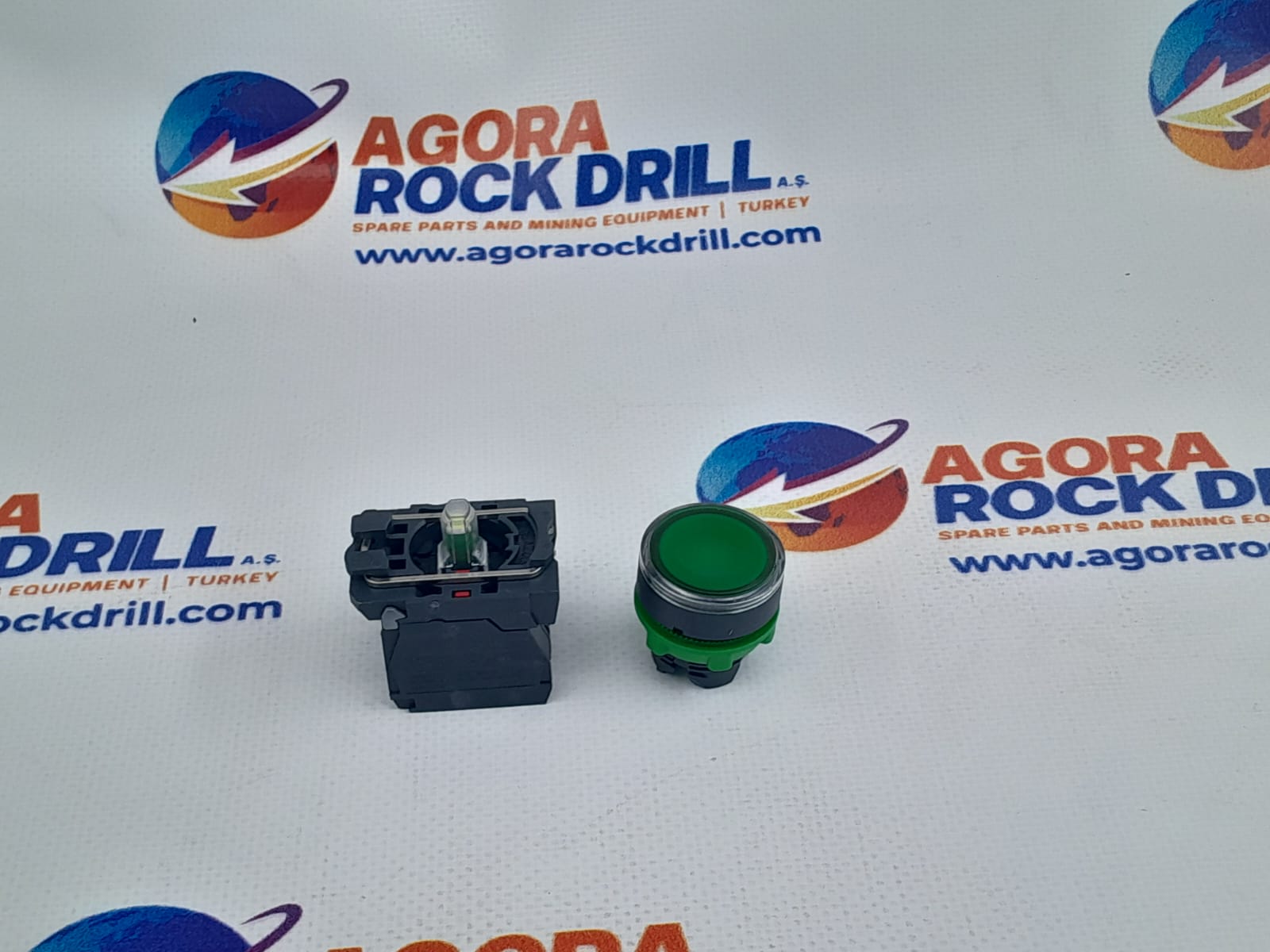 Epiroc - Atlas Copco - Lamp Push Button - 3217 0012 27 - 3217001227 - 3217-0012-27 