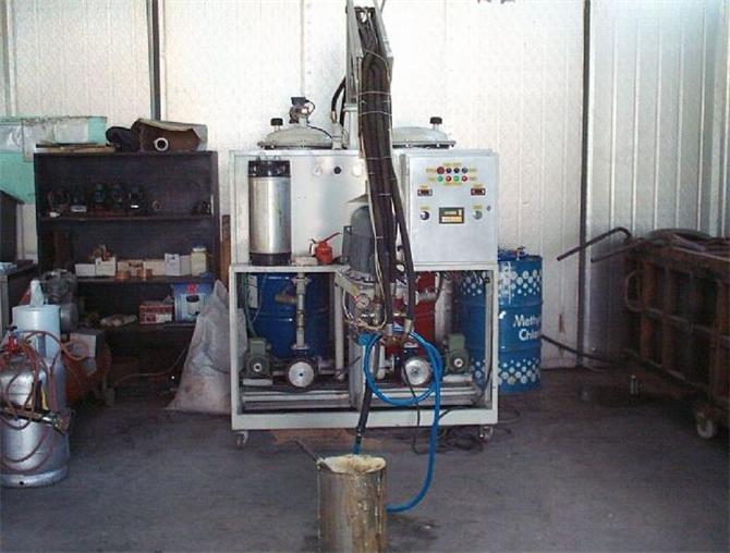 Injection Molding Machine