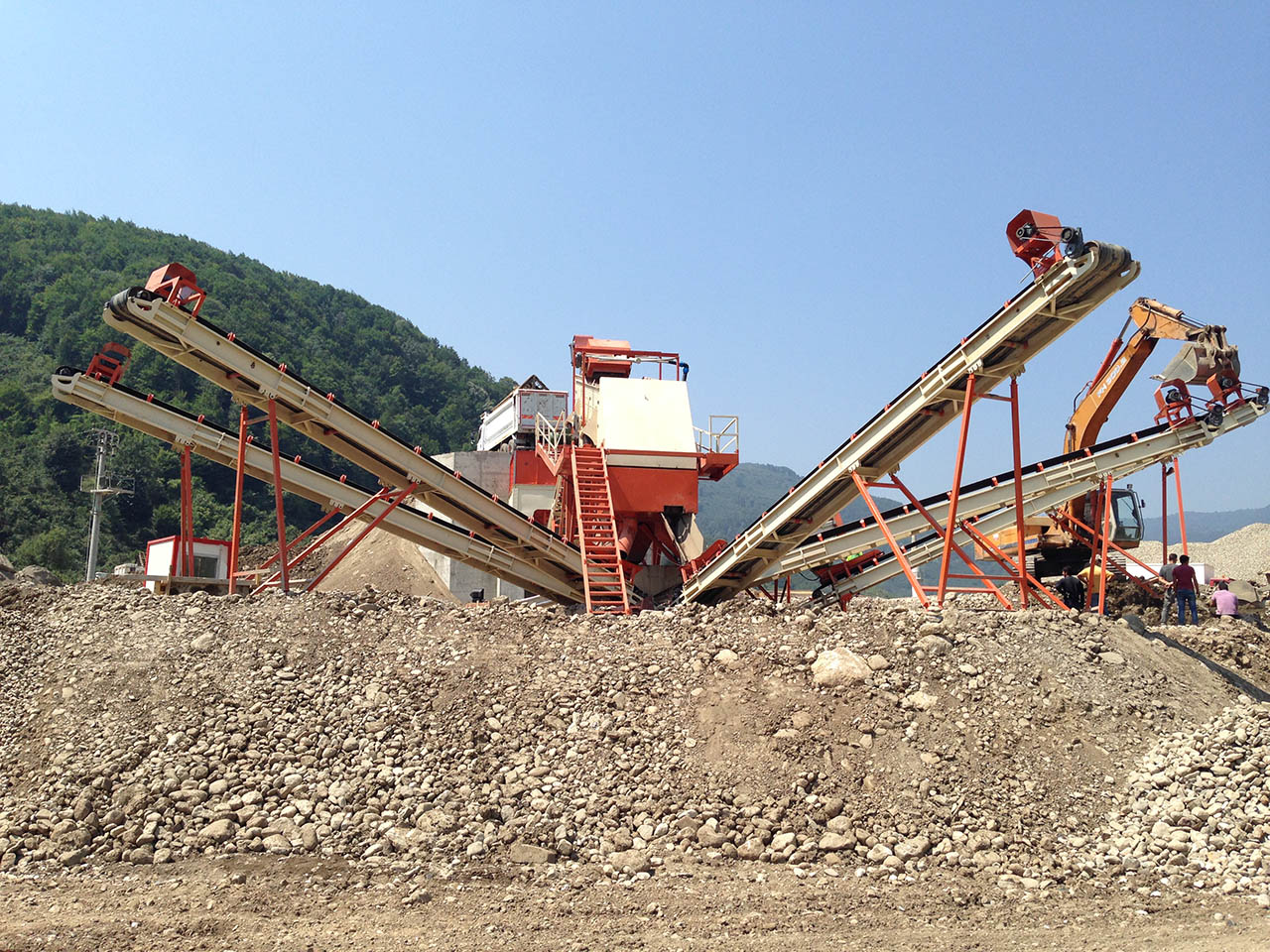 Conveying Systems / Belt Conveyors