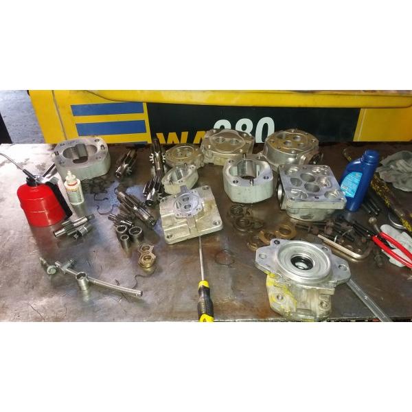 KOMATSU WA 420-1 GUARANTEED TRANSMISSION REPAIR AND SPARE PARTS