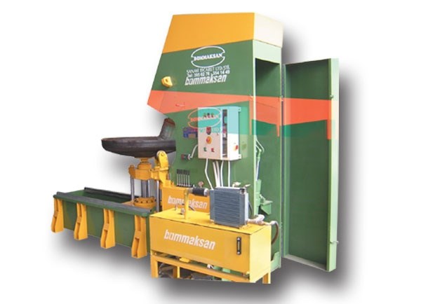 Bombe sıvama makinesi