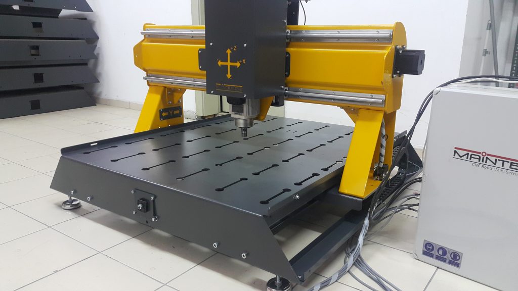 CNC Router with Cabinet 100×100