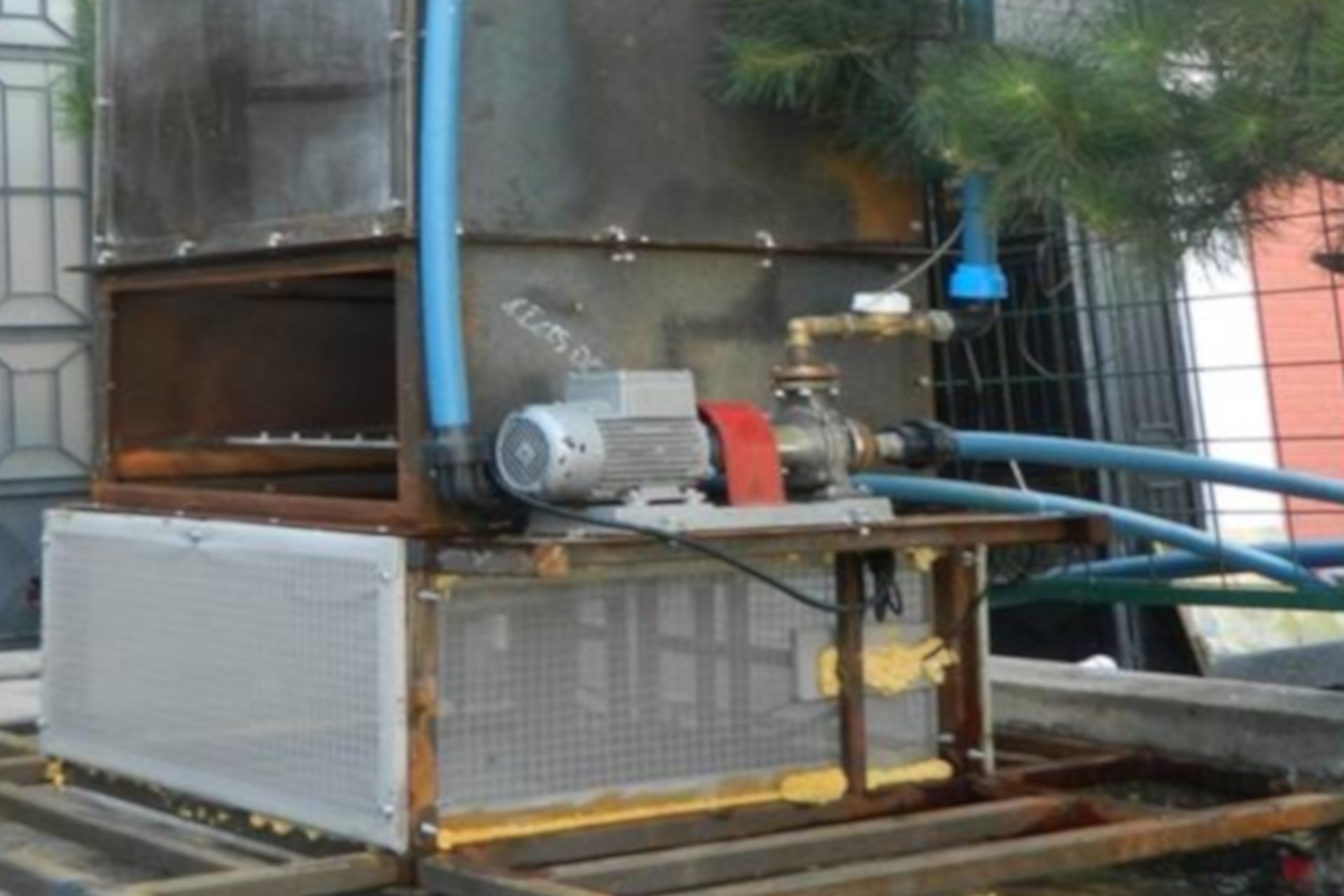 DÜŞÜK SU TÜKETIMLI SOĞUTMA KULESI