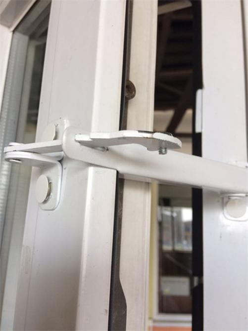 Window Safety Clamp with Stopper