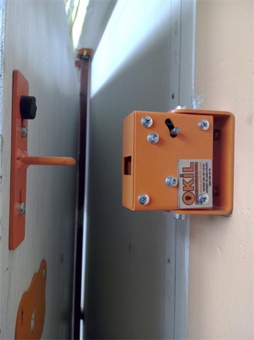 Kapı Sabitleme Kilit Sistemi Butonlu ( İlkokul ve Okul Öncesi)