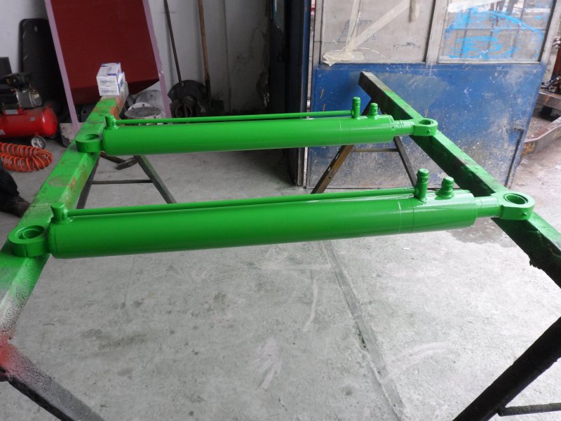 İş Makinası Silindirleri