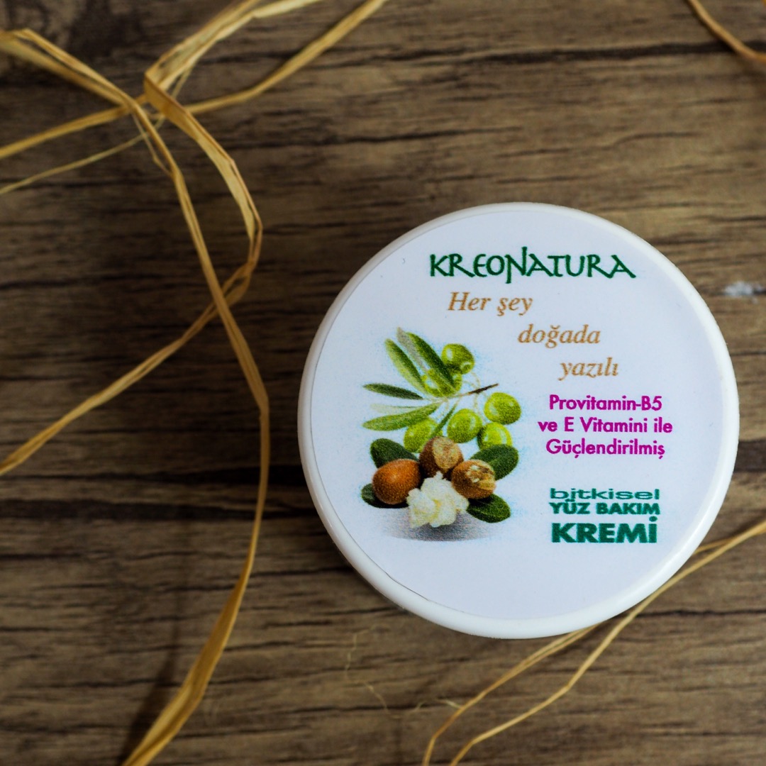 Bitkisel Yüz Kremi