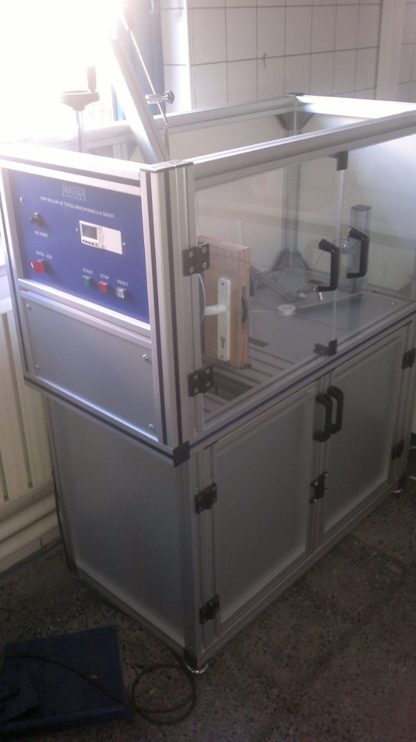Kapı Kolları ve Topuzlar Dayanıklılık Deney Cihazı