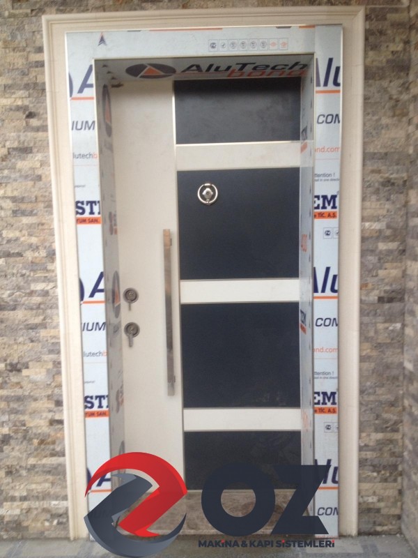 KOMPOZİT Serisi KMP-06 Çelik Kapı