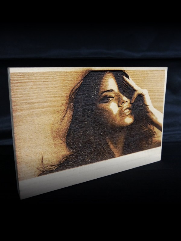 Ahşap Fotoğraf Kazıma