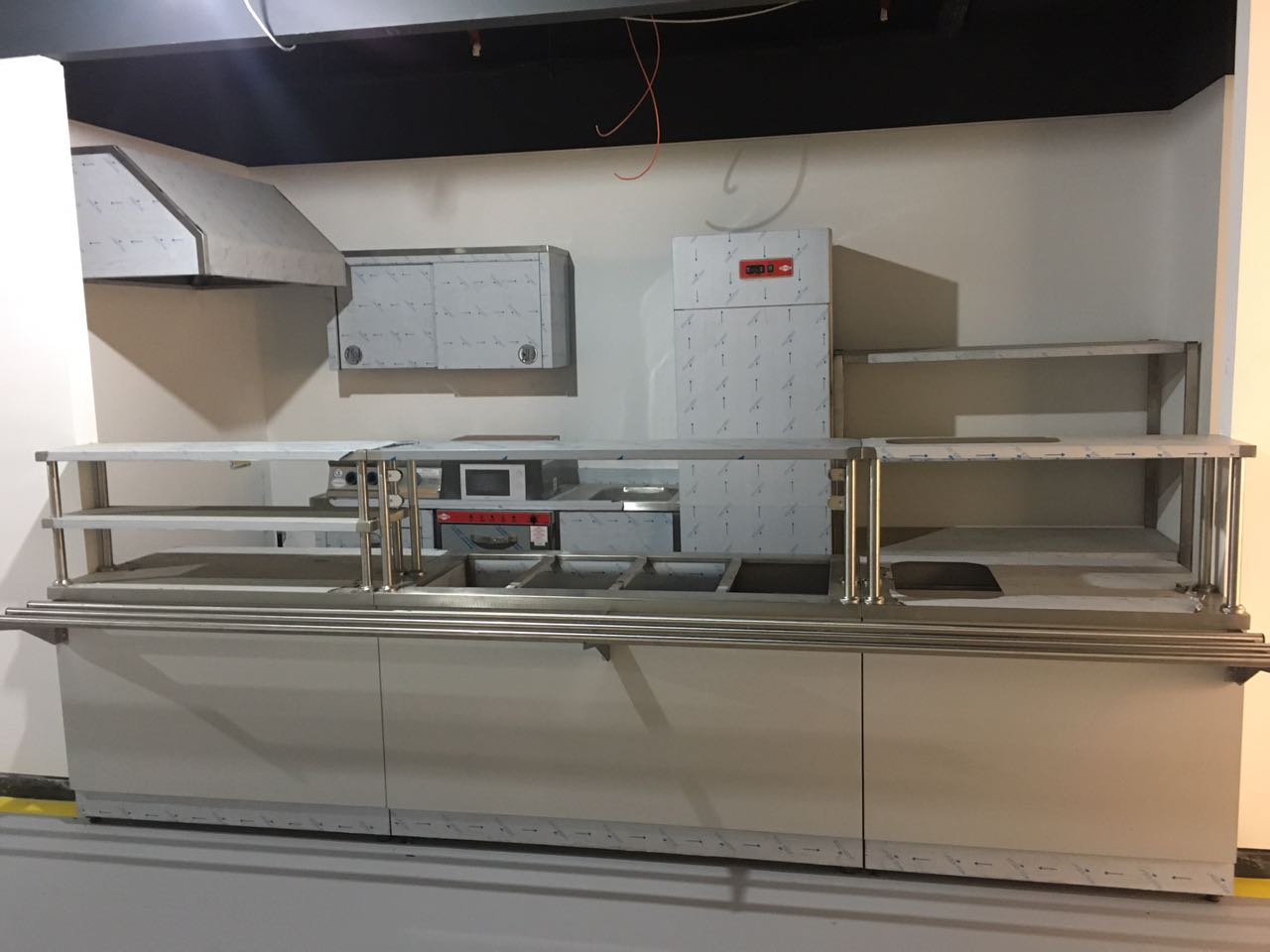 YEMEK SERVİS TEZGAHI ANKARA OSTİM İVEDİK GİMAT KAZAN SİNCAN YENİMAHALLE