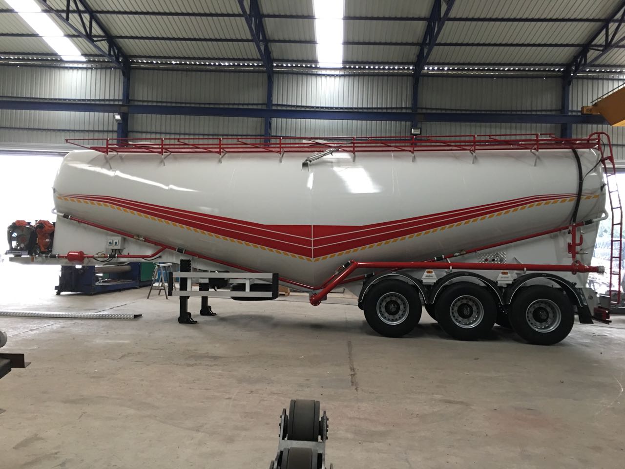 V TİPİ SİLOBAS 40M3 V TİPİ