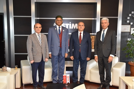 Bangladeşli Diplomattan OSTİM'e Veda Ziyareti