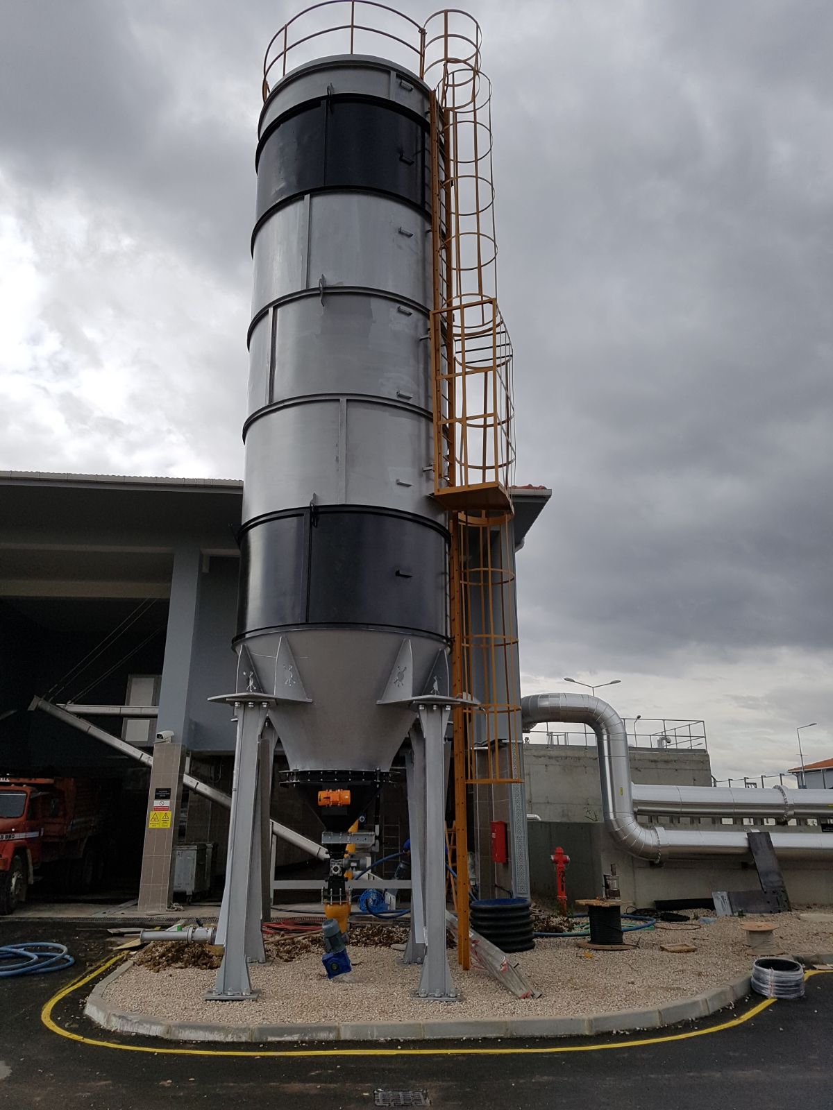 Silo, Bunker, Hopper