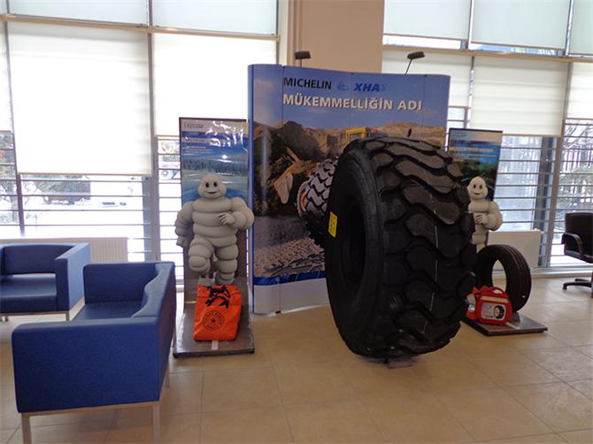 İş Makineleri Lastikleri