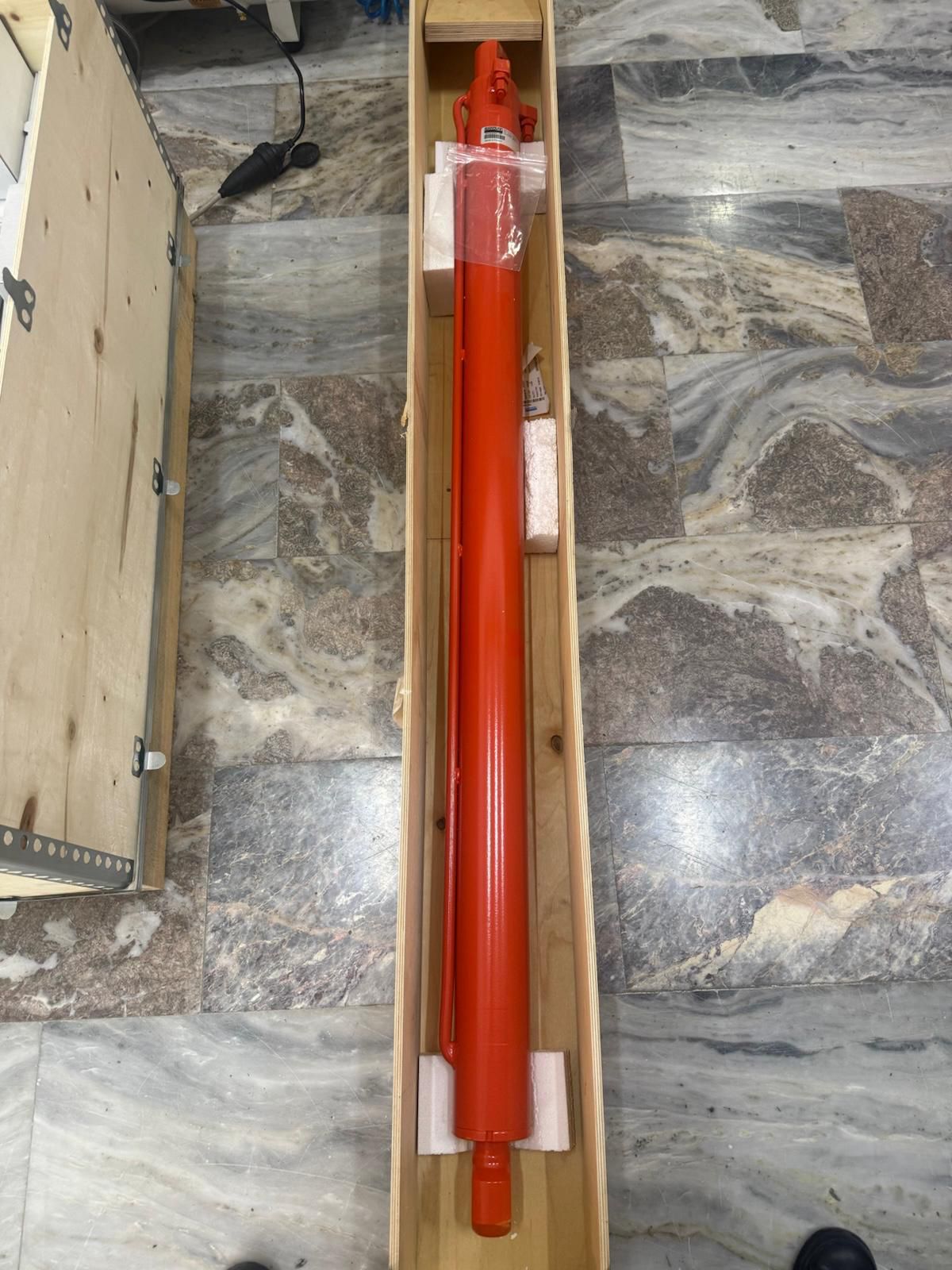 Hydraulic Cylinder  322 814 48 - 32281448