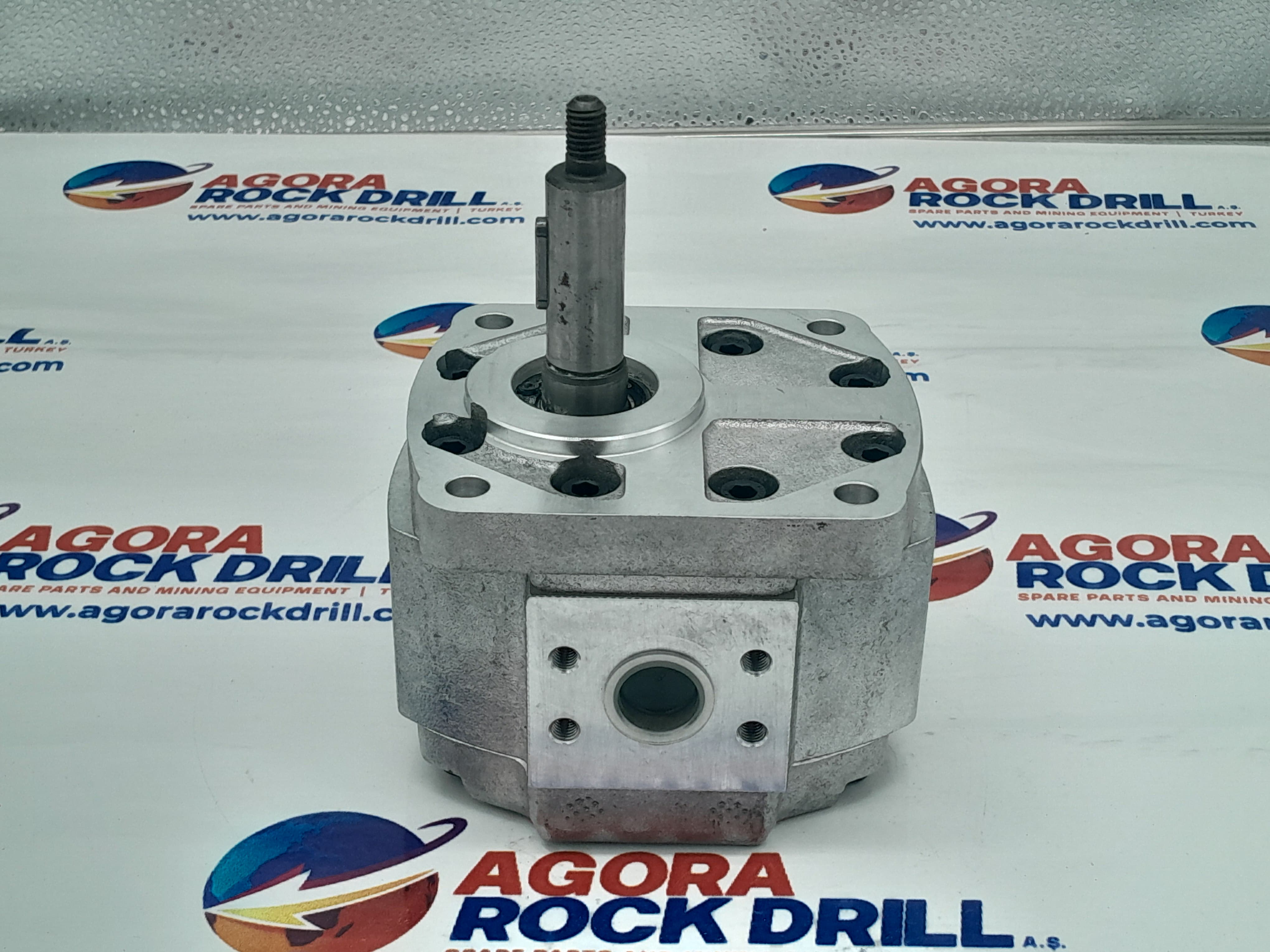 Epiroc - Atlas Copco - Hydraulic Motor - 2651 1092 96 - 2653 3412 44 / 2651109296 - 2653341244 / 2651-1092-96 - 2653-3412-44 