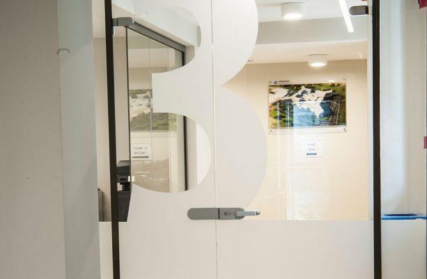 Cam Kanatlı Kapı Sistemi