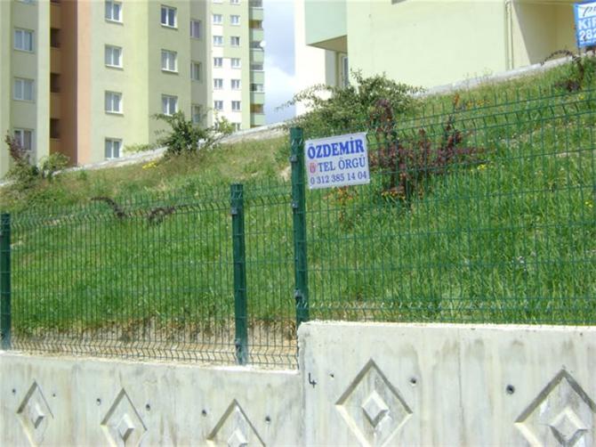 Duvar Üstü Çitler