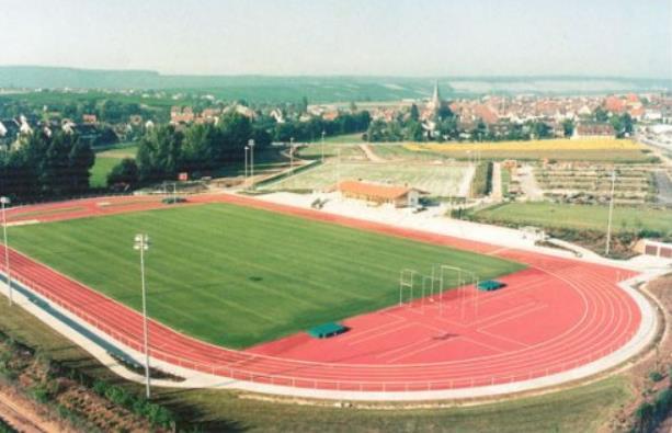 Futbol Sahası Tel Örgüsü