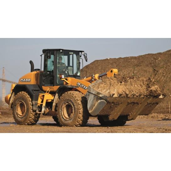 Case Lastikli Yükleyici