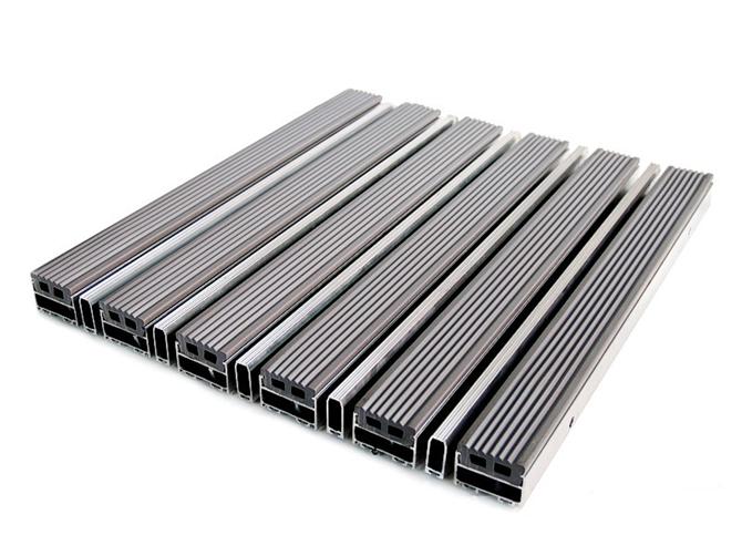 Ilgaz Klasik Sıyırıcılı Dışser Paspas