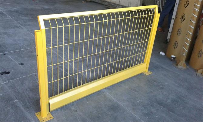 TEMPORARY EDGE PROTECTION BARRIER-SAFETY BARRIER