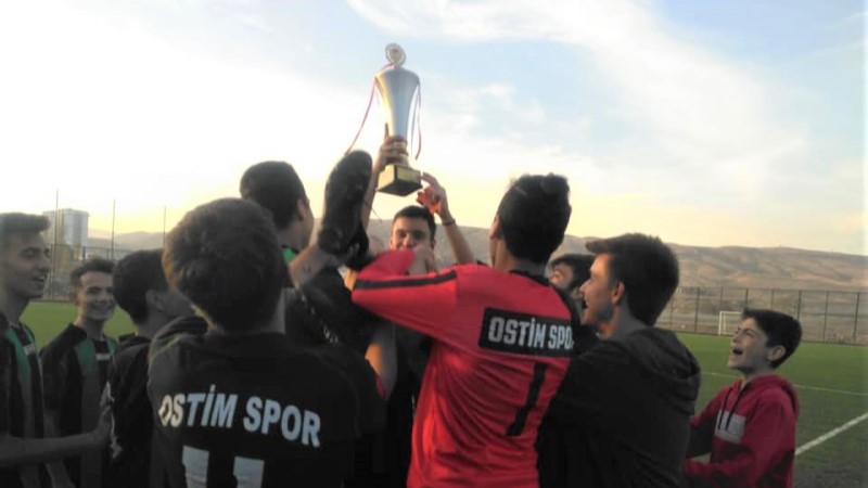 Sezonun İlk Kupası U 16'dan