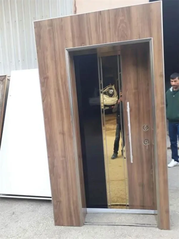ÇELİK KAPI