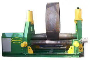 Hydraulic sheet metal bending machine