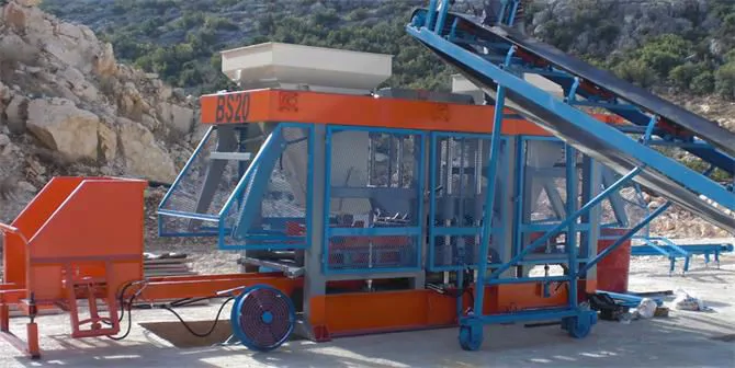 Concrete Paving and Brick Making Machine
