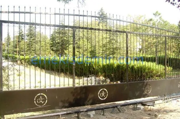 Bahçe Kapısı