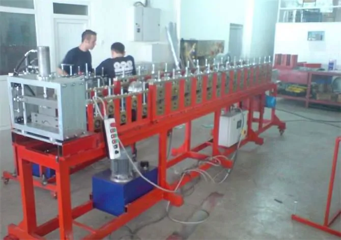 Roller Shutter Machine