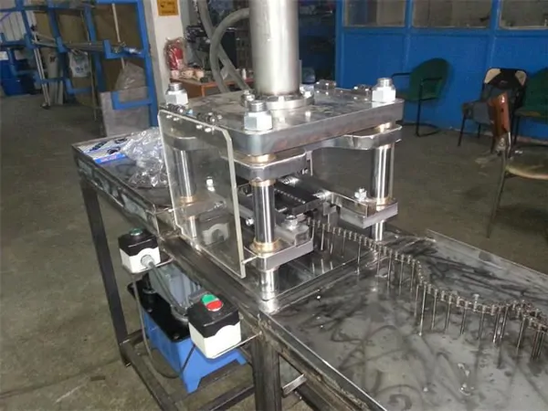 Hydraulic Chain Fastening Machine