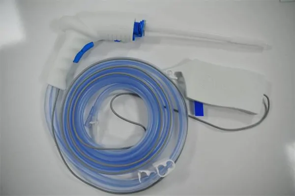 Pressurized Wound Irrigation Device