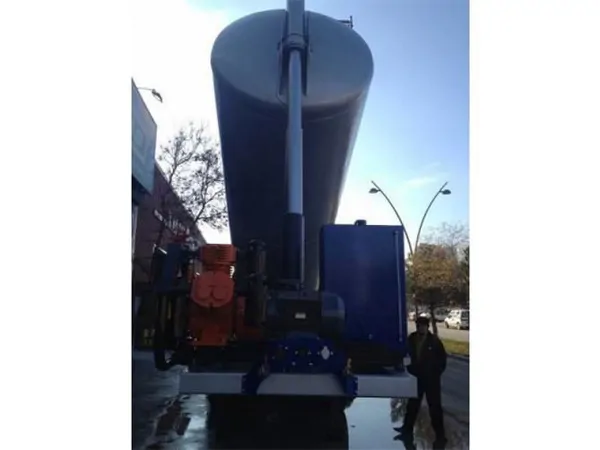Dump Truck Silo
