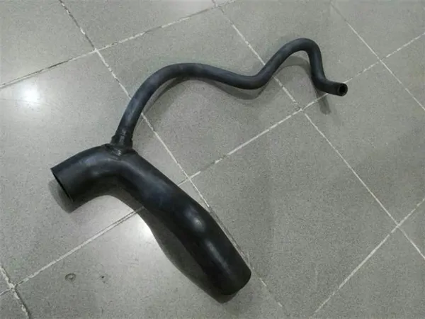 Radiator Top Hose Older Models 834 / 10199