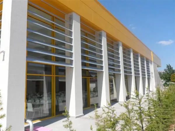 Transparent (Planer) Curtain Wall