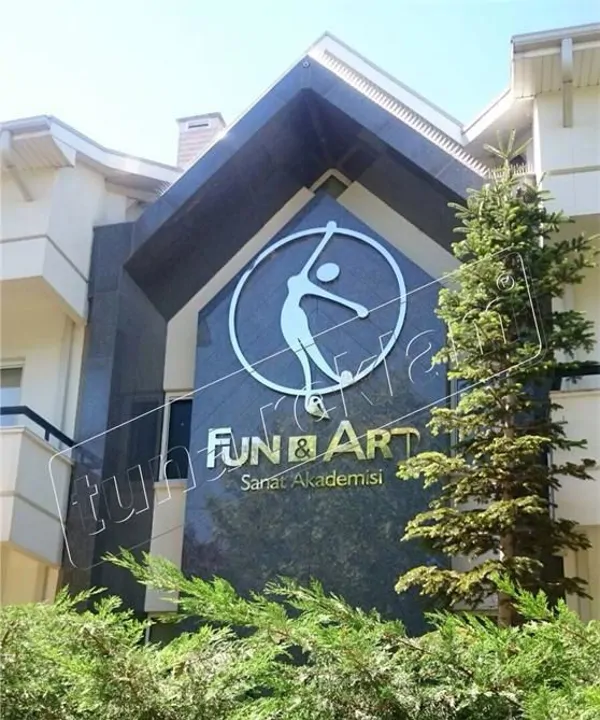FUN ART STAINLESS STEEL CHROMNICKEL LETTER DESIGN