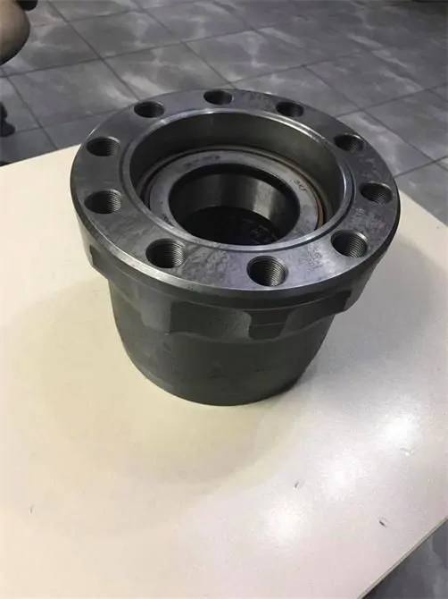 Arocs Front Hub