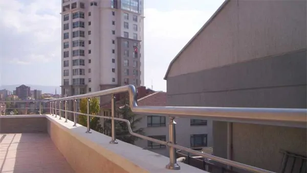 Parapet Railings