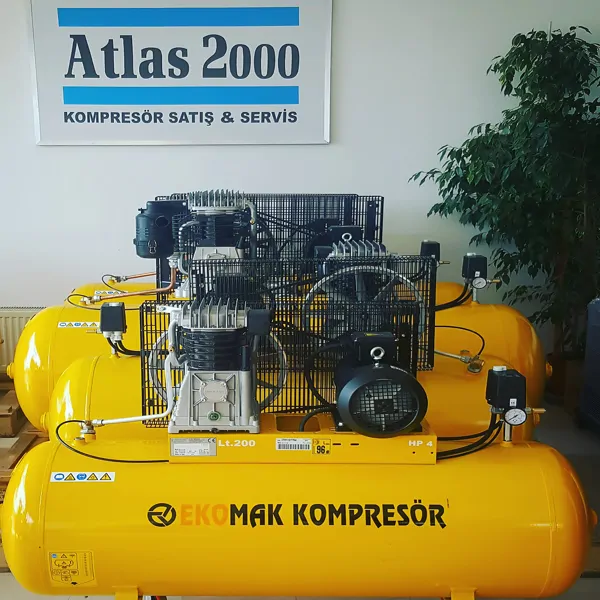 EKOMAK PISTON COMPRESSOR