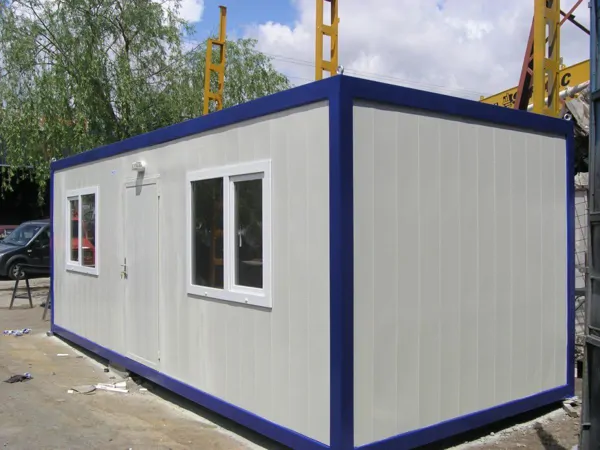 Container