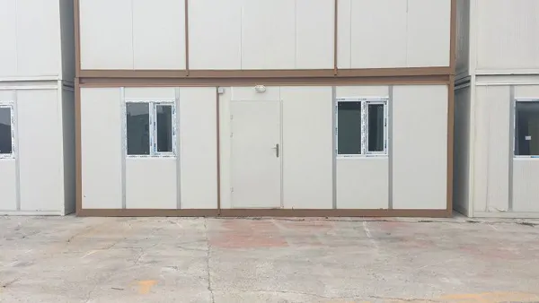 CONTAINER, PREFABRICATED