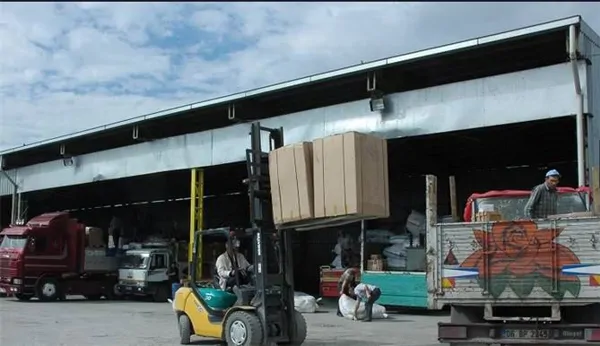 Truckload Shipment