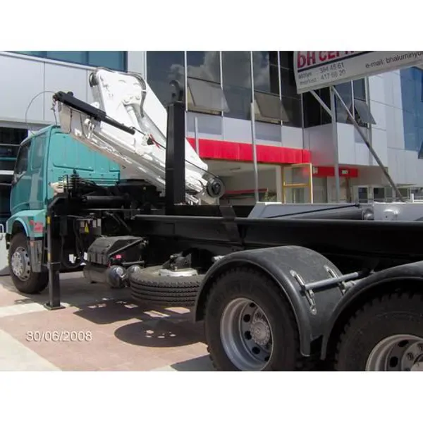 Waste Collection Vehicle