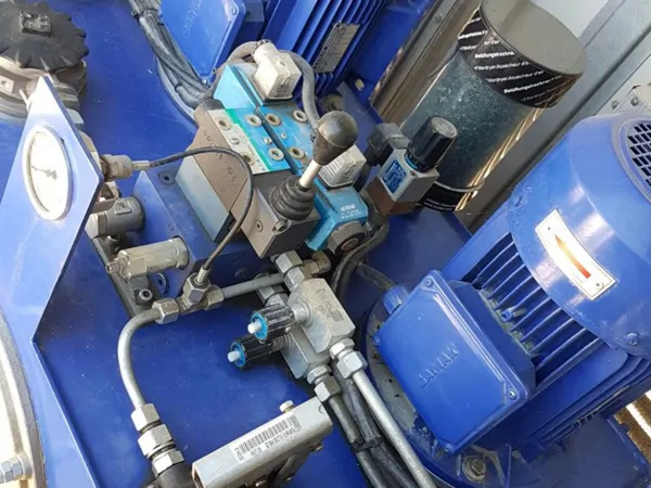 HYDROELECTRIC POWER PLANT (DAM) HYDRAULIC UNIT