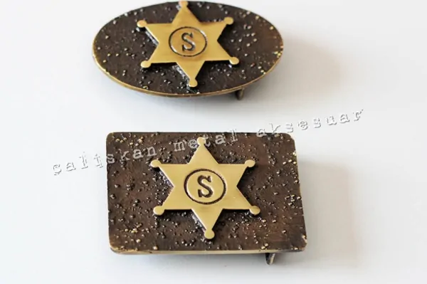 BELT BUCKLE