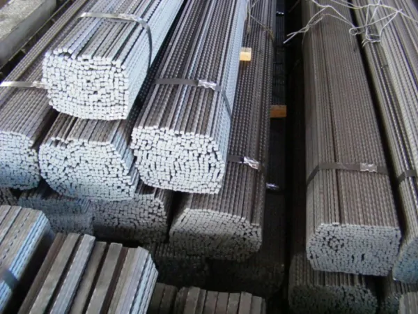 TRACKED FRAME