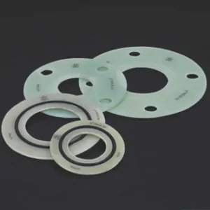 Insulated flange kit